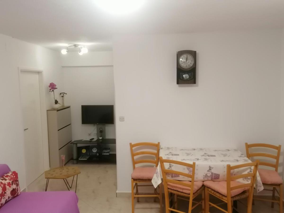 Apartment Maris Поседарье Екстериор снимка